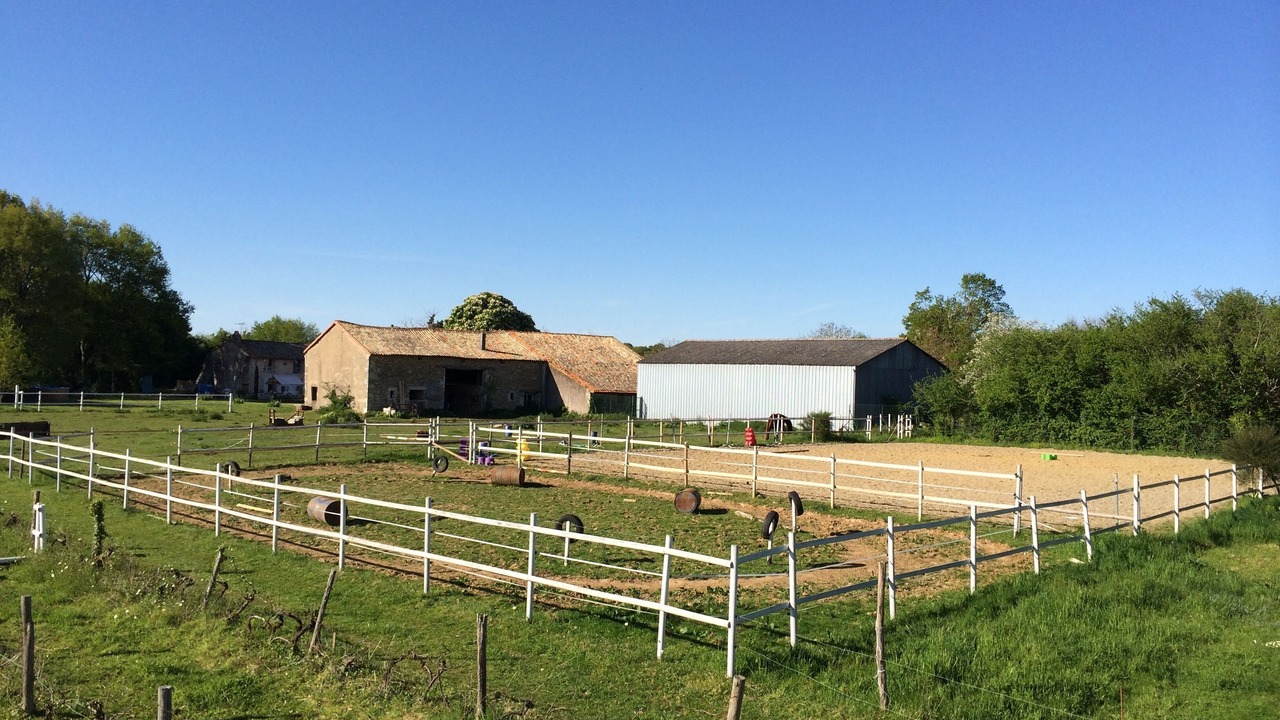 Photo of Outdoor in Montalembert