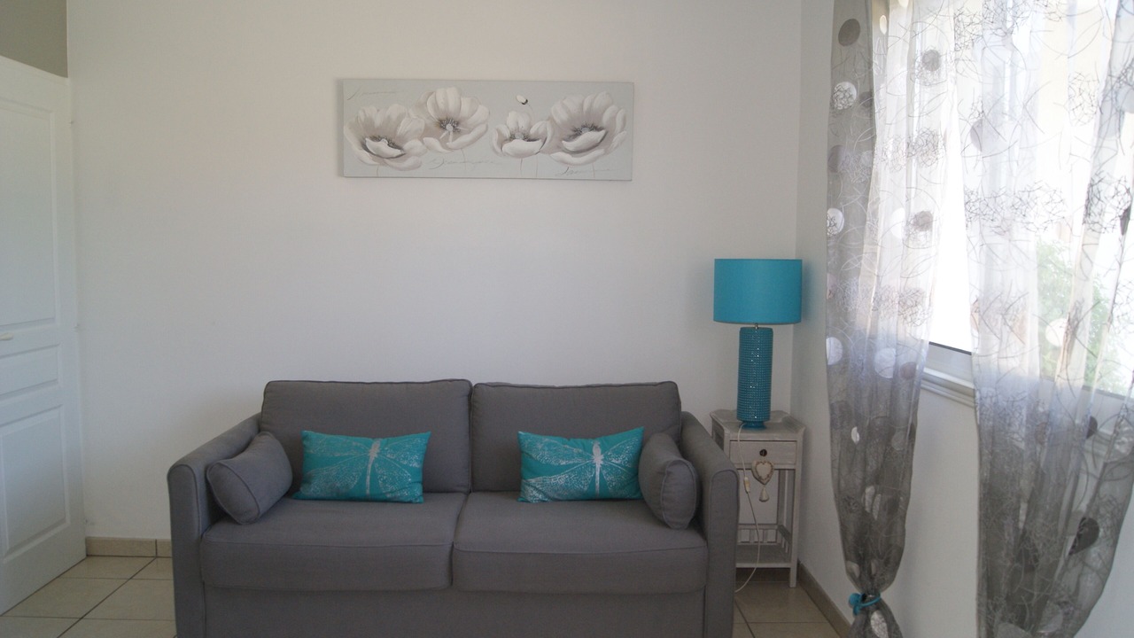 Photo of Livingroom in Le Temple