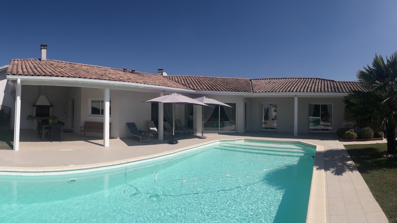 Photo of Outdoor in Le Temple