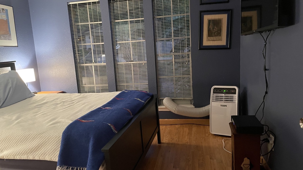 Photo of Bedroom in Barton Hills