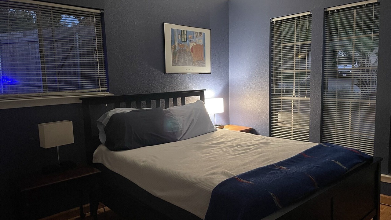 Photo of Bedroom in Barton Hills
