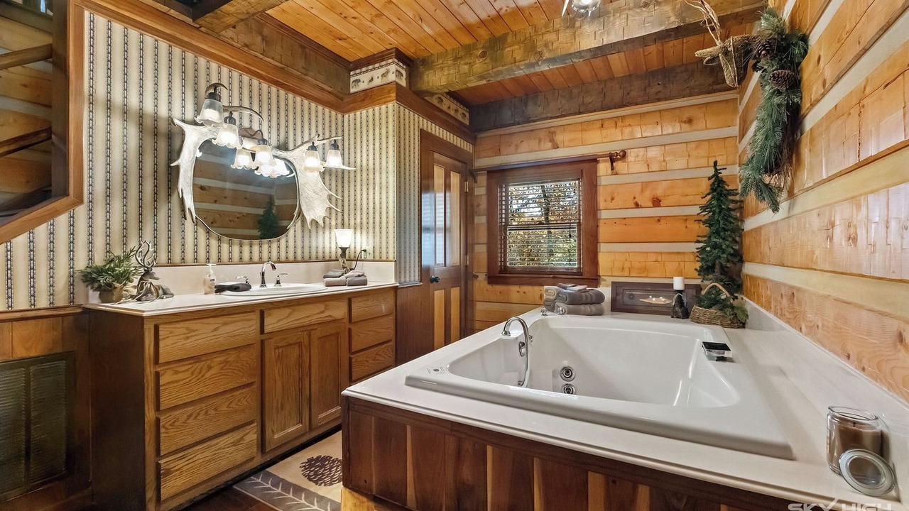 Photo of Bathroom in Eureka Springs