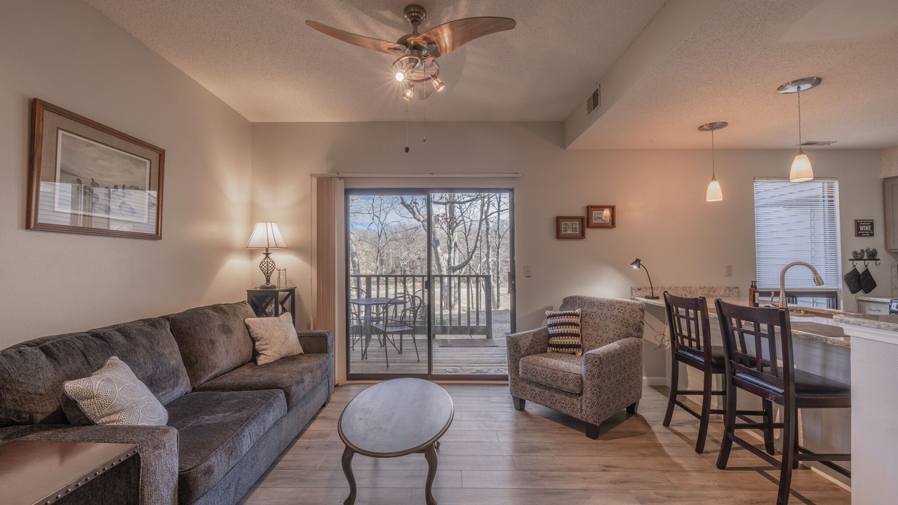 Photo of Livingroom in Innsbrook