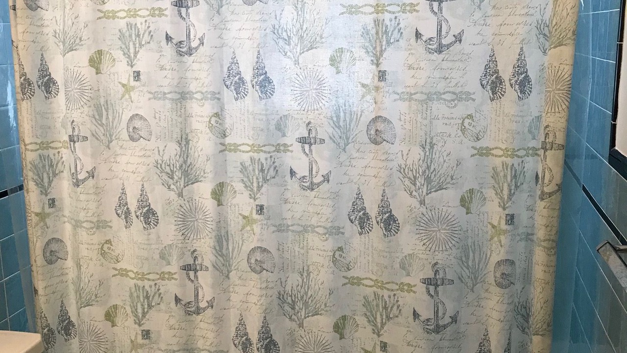 Photo of Bathroom in Gardens