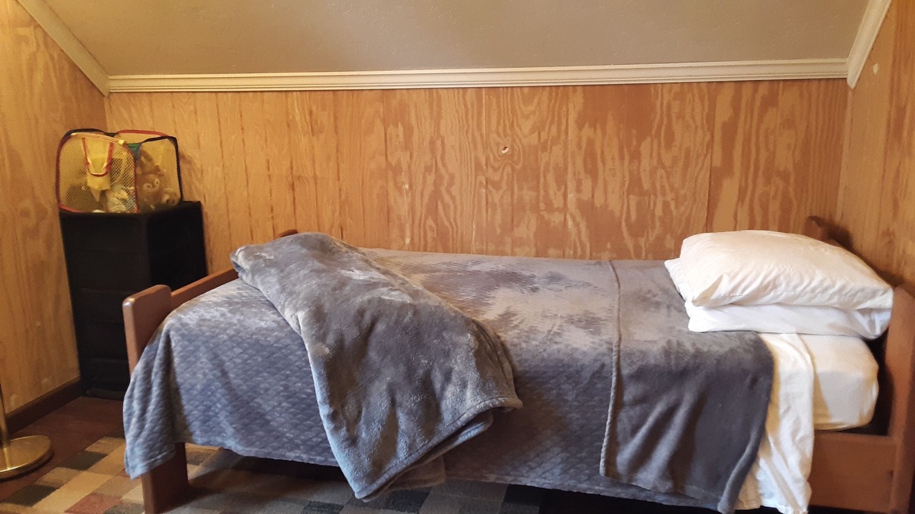 Photo of Bedroom in Flint