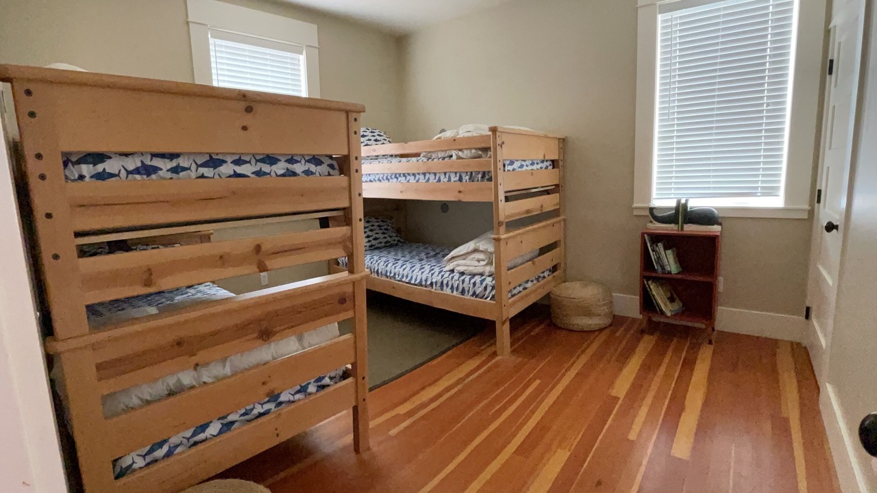 Photo of Bedroom in Roads End