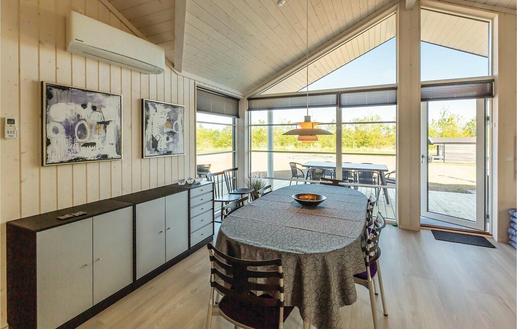 Photo of Others in Horve