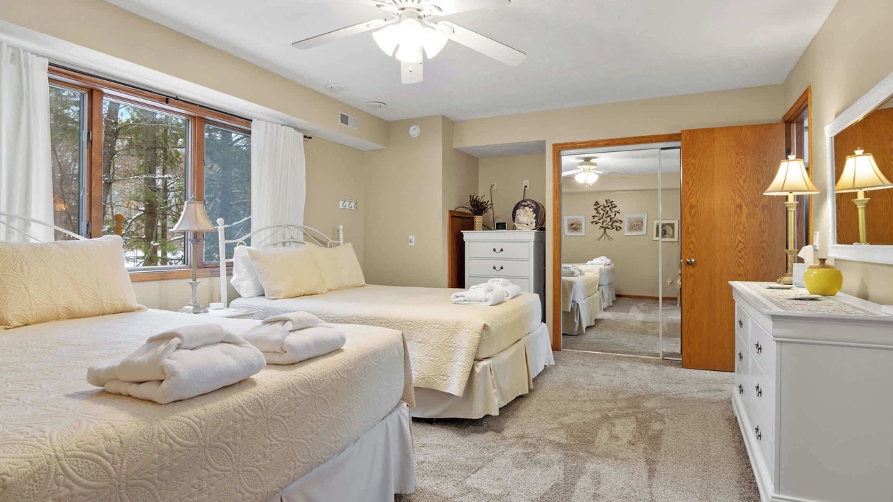 Photo of Bedroom in Elk Rapids