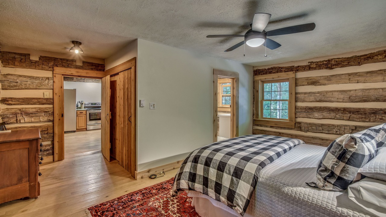 Photo of Bedroom in Egg Harbor