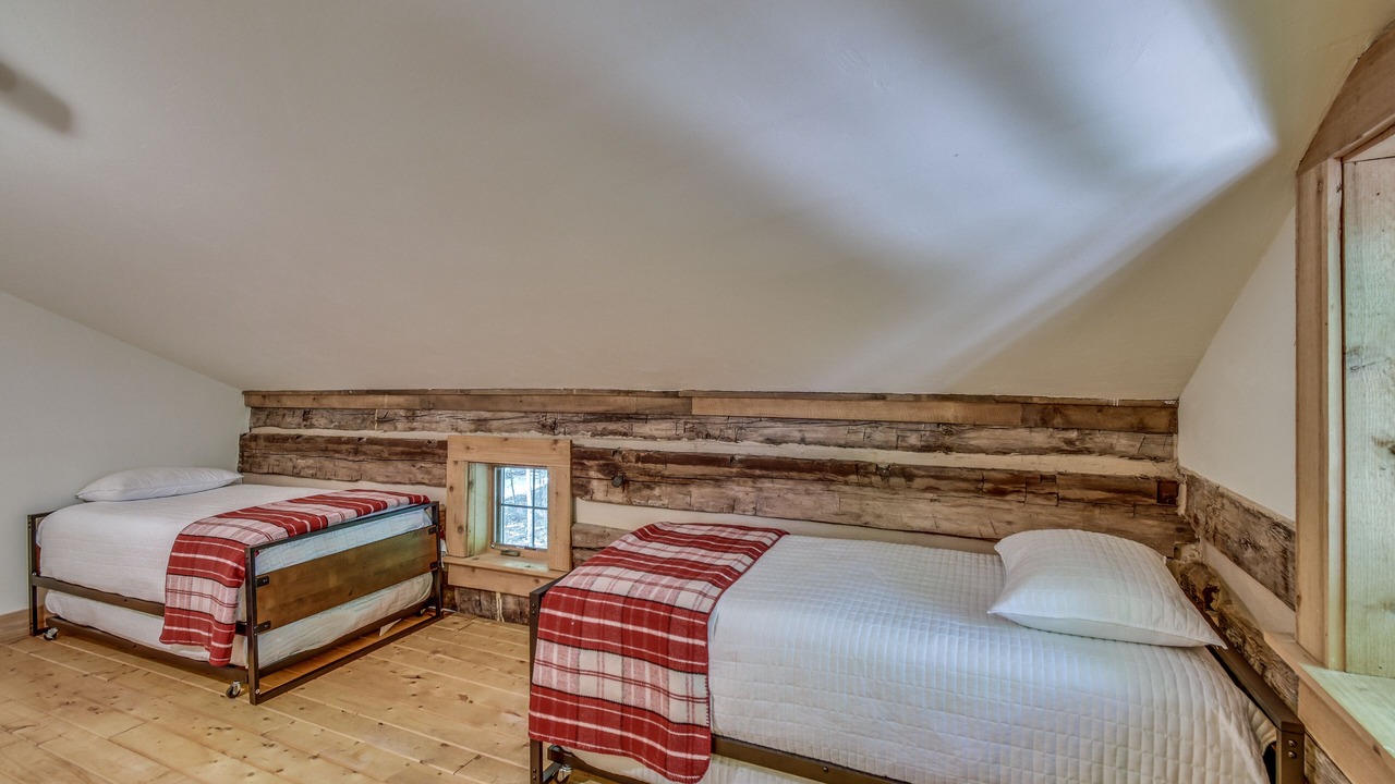 Photo of Bedroom in Egg Harbor