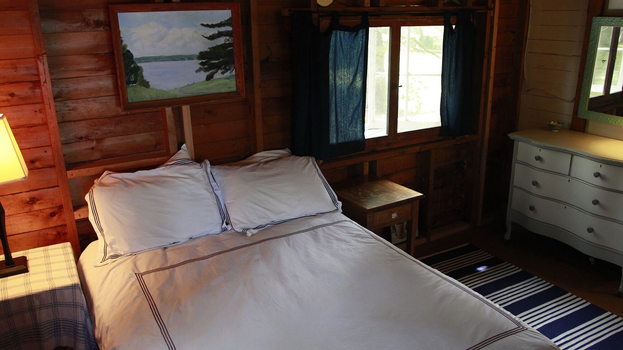 Photo of Bedroom in Frontenac