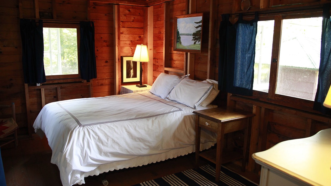 Photo of Bedroom in Frontenac