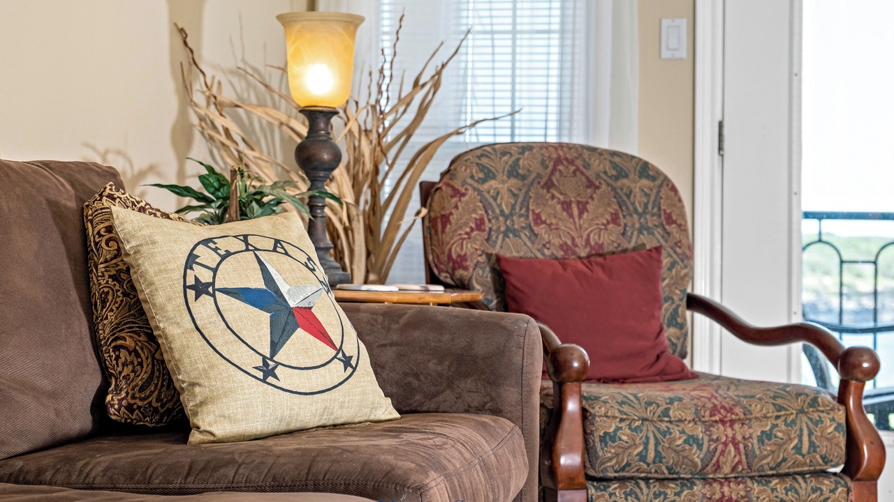 Photo of Livingroom in Highland Lake Estates