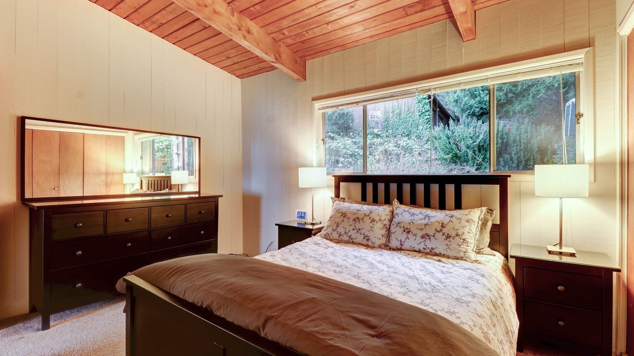 Photo of Bedroom in Bainbridge Island