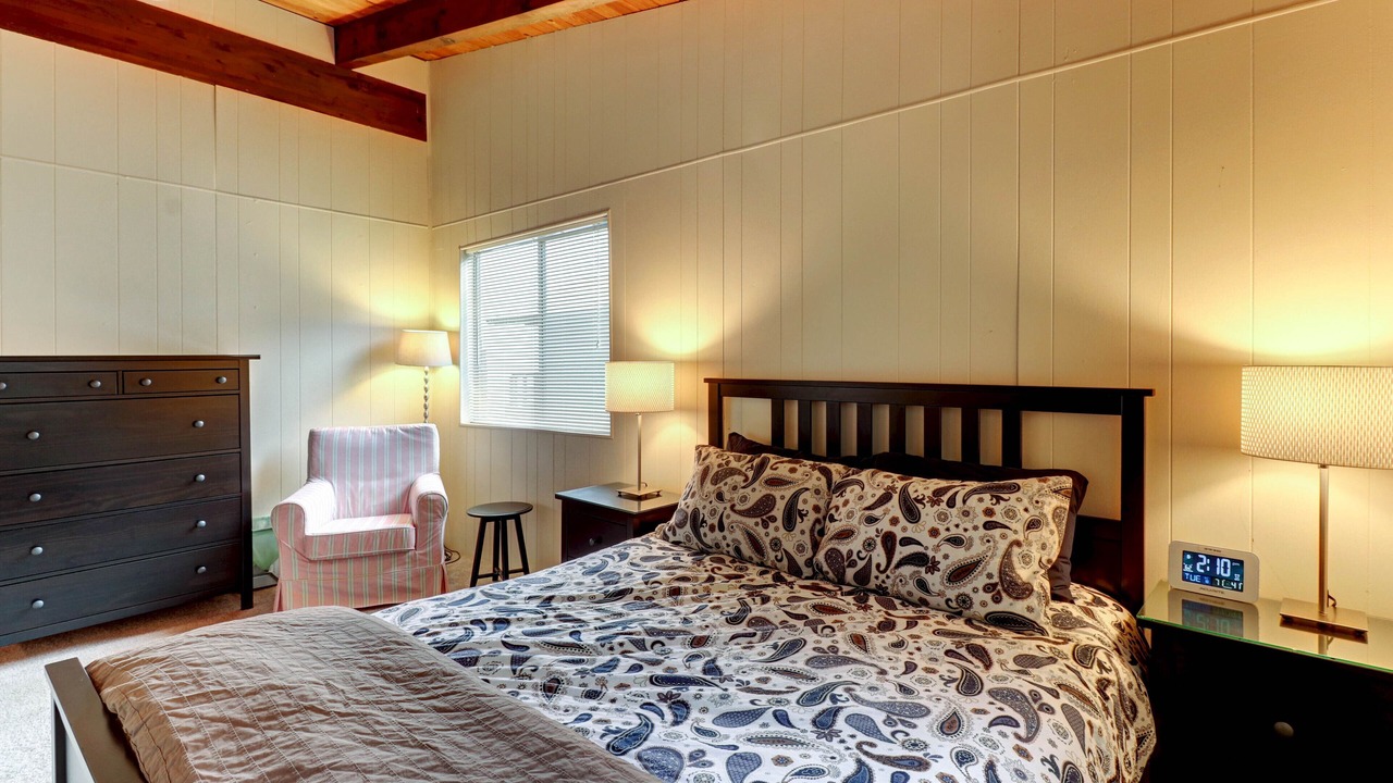 Photo of Bedroom in Bainbridge Island