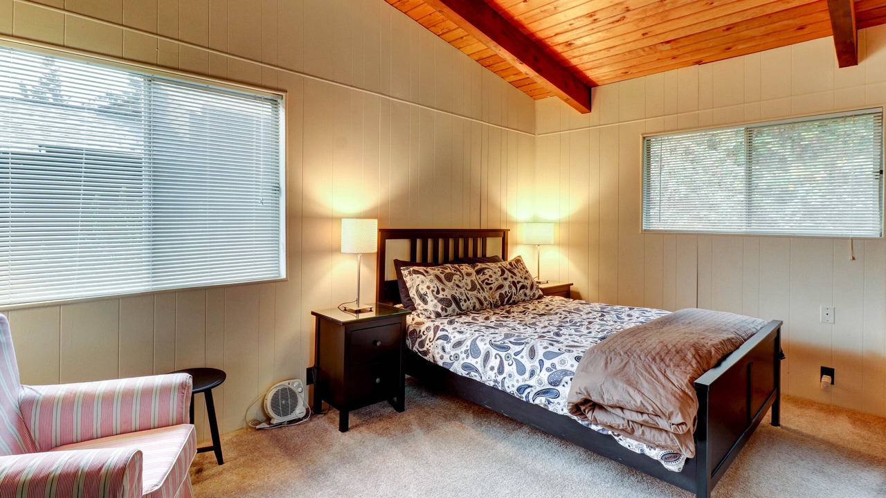 Photo of Bedroom in Bainbridge Island