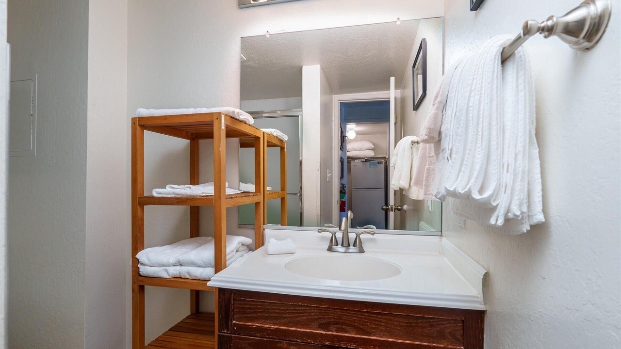 Photo of Bathroom in Yosemite West