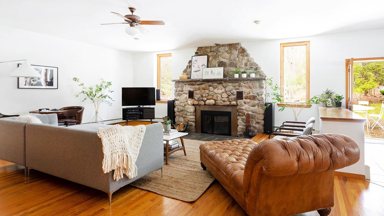 Photo of Livingroom in Town of Marbletown