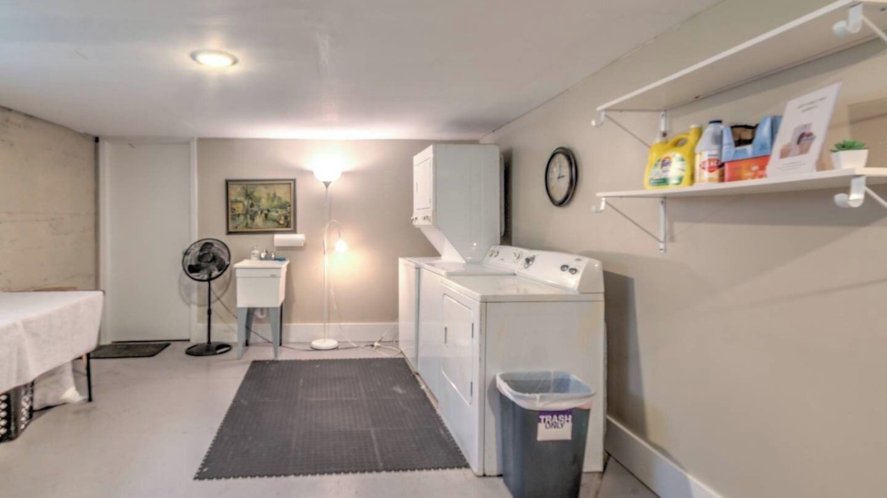 Photo of Bedroom in Midtown
