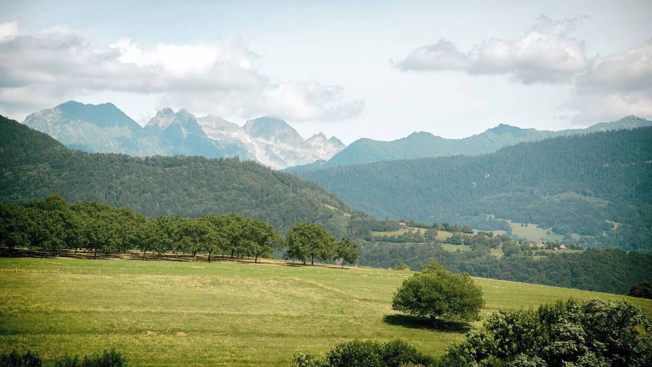 Photo of Outdoor in Saint-Vincent-de-Mercuze