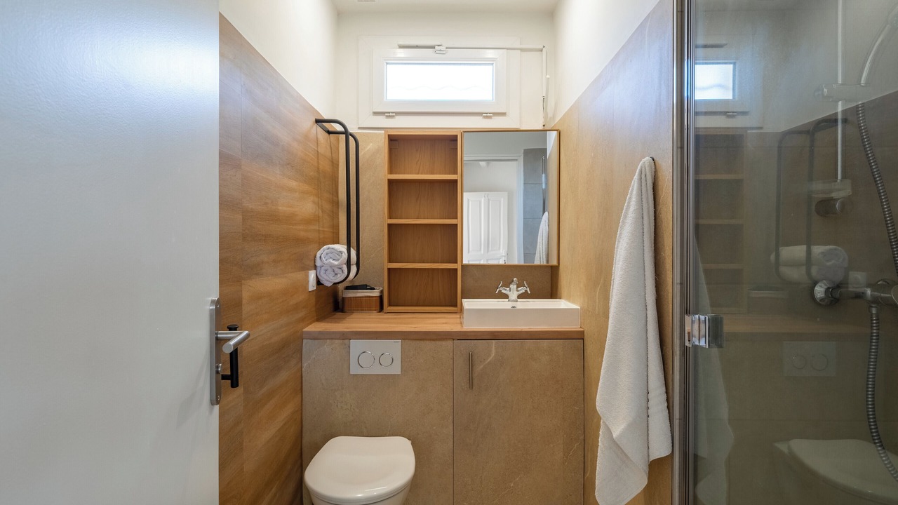 Photo of Bathroom in L'Isle-sur-la-Sorgue