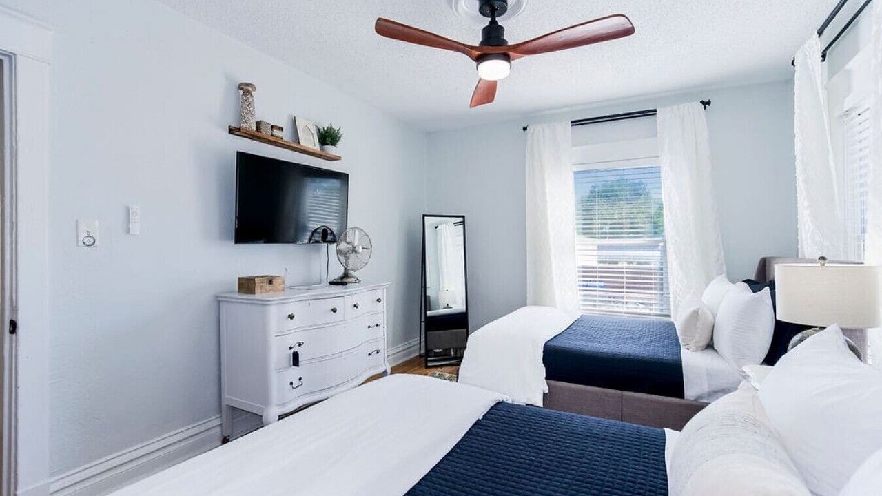 Photo of Bedroom in South Hyde Park