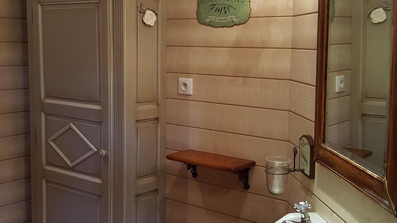 Photo of Bathroom in Pouzauges