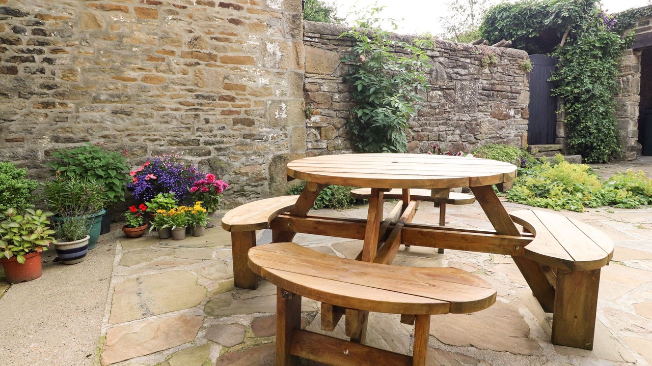 Photo of Outdoor in Carleton