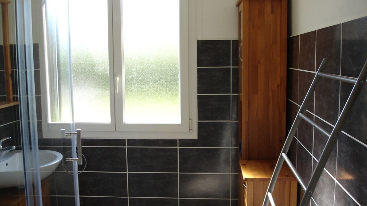 Photo of Bathroom in Labastide-de-Virac