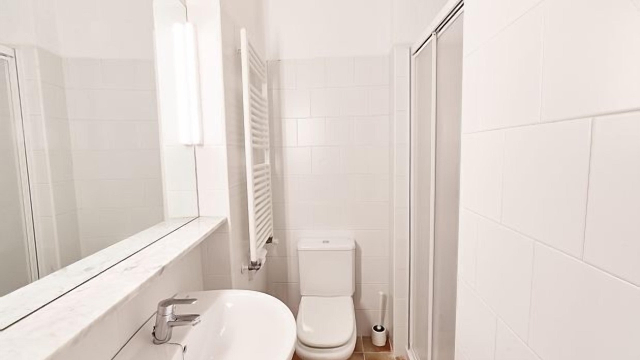 Photo of Bathroom in Capmany
