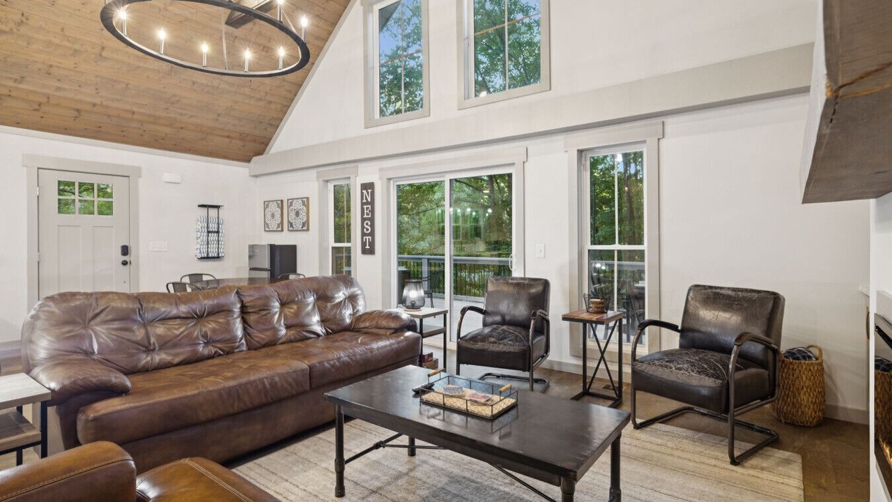 Photo of Livingroom in Nashville