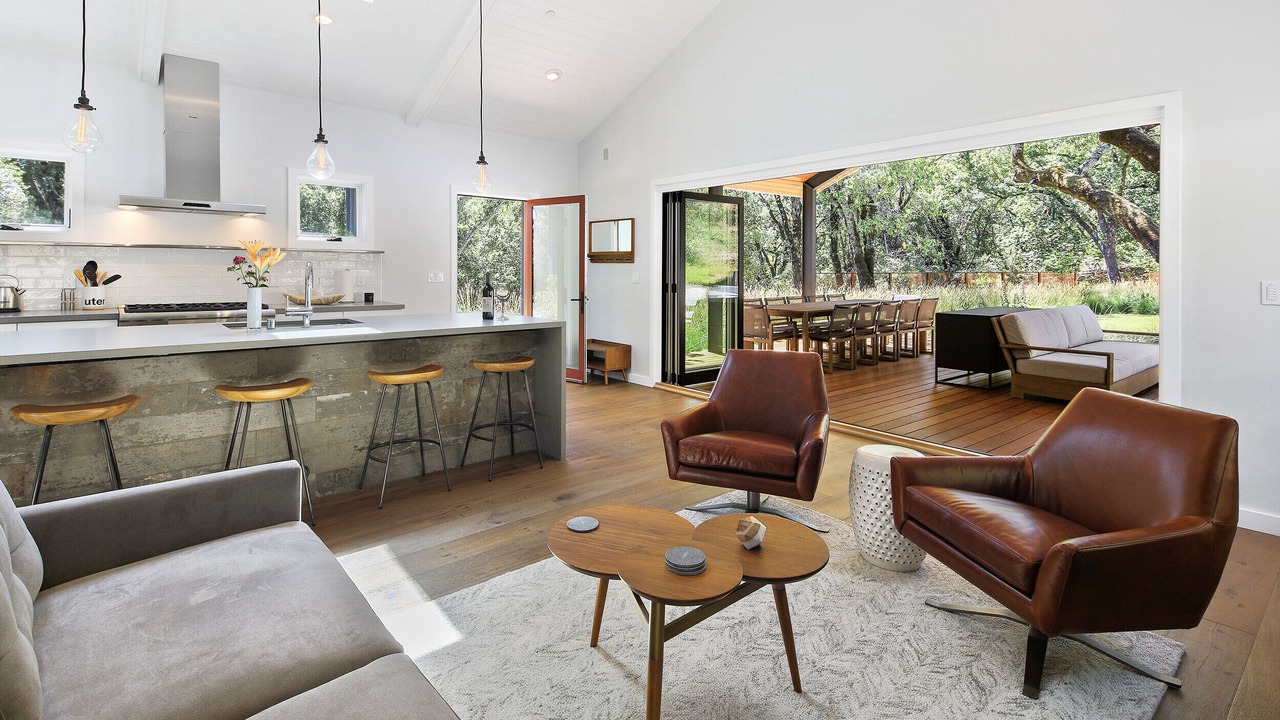 Photo of Livingroom in Glen Ellen