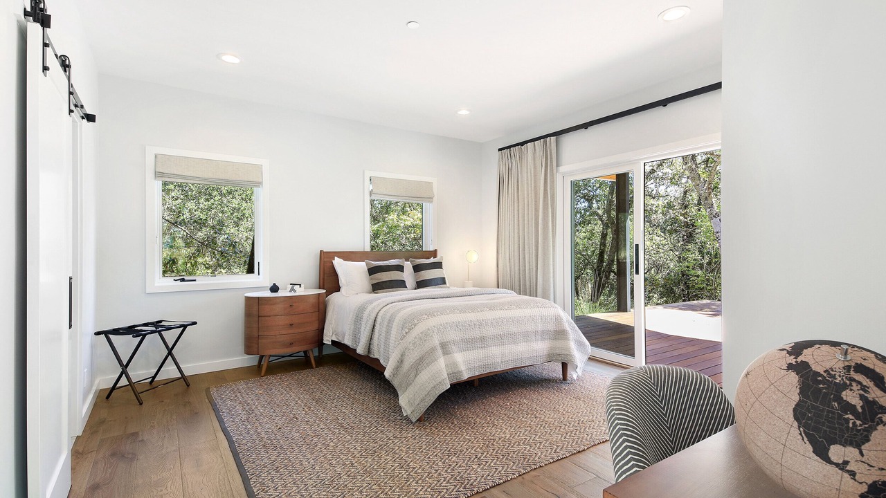 Photo of Bedroom in Glen Ellen