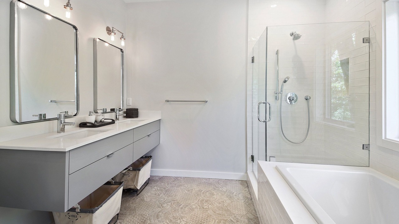 Photo of Bathroom in Glen Ellen