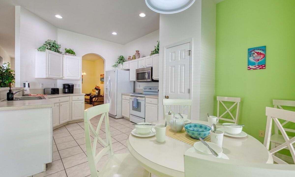 Photo of Kitchen in Beachwalk Isles