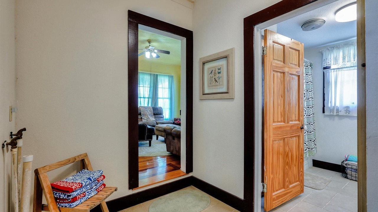 Photo of Livingroom in Lampasas