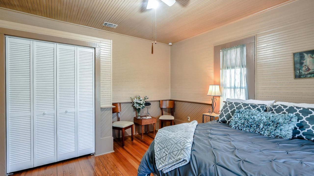 Photo of Bedroom in Lampasas