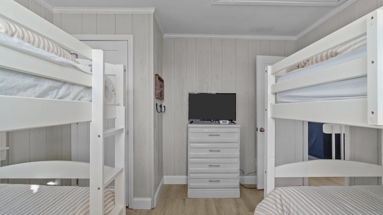 Photo of Bedroom in Ocean Sands