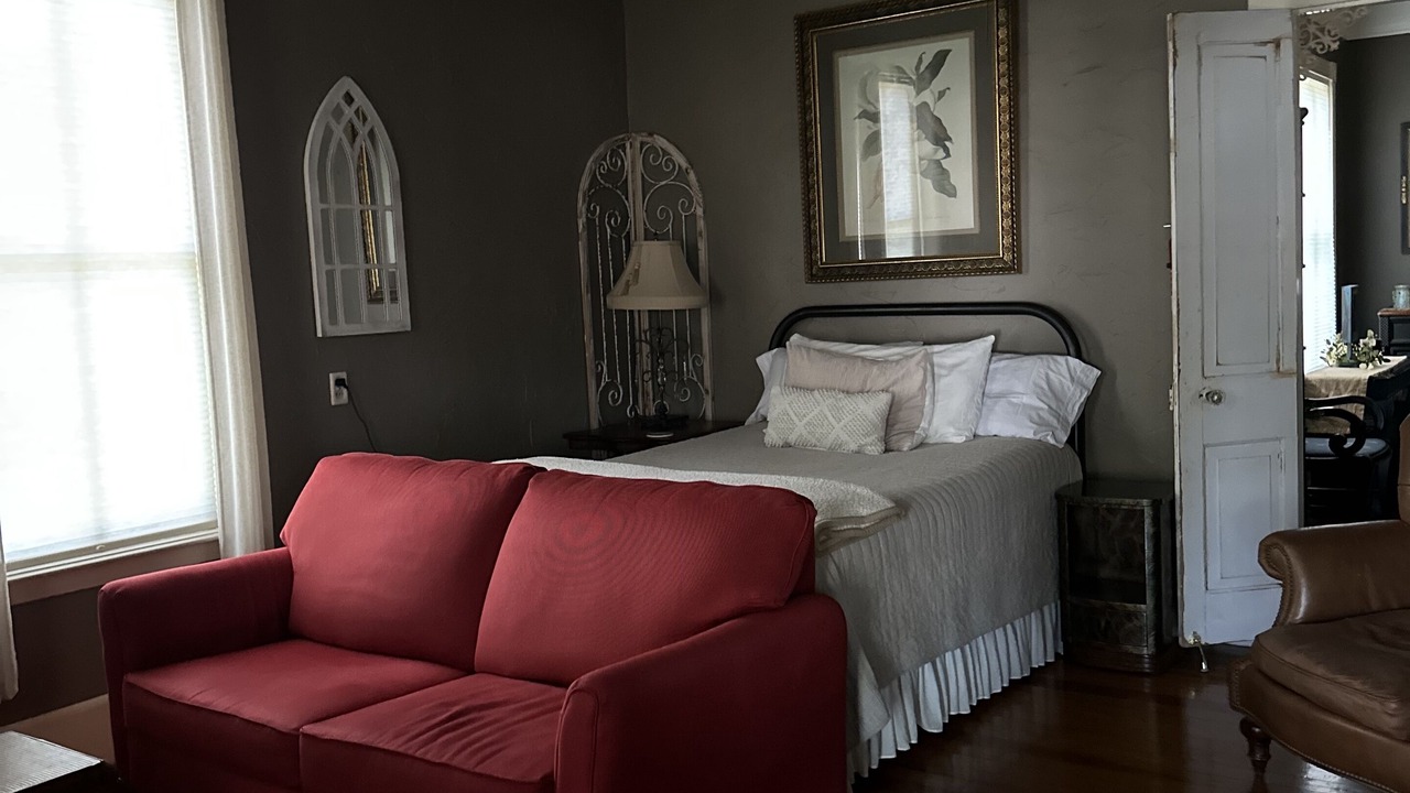 Photo of Bedroom in Abbeville