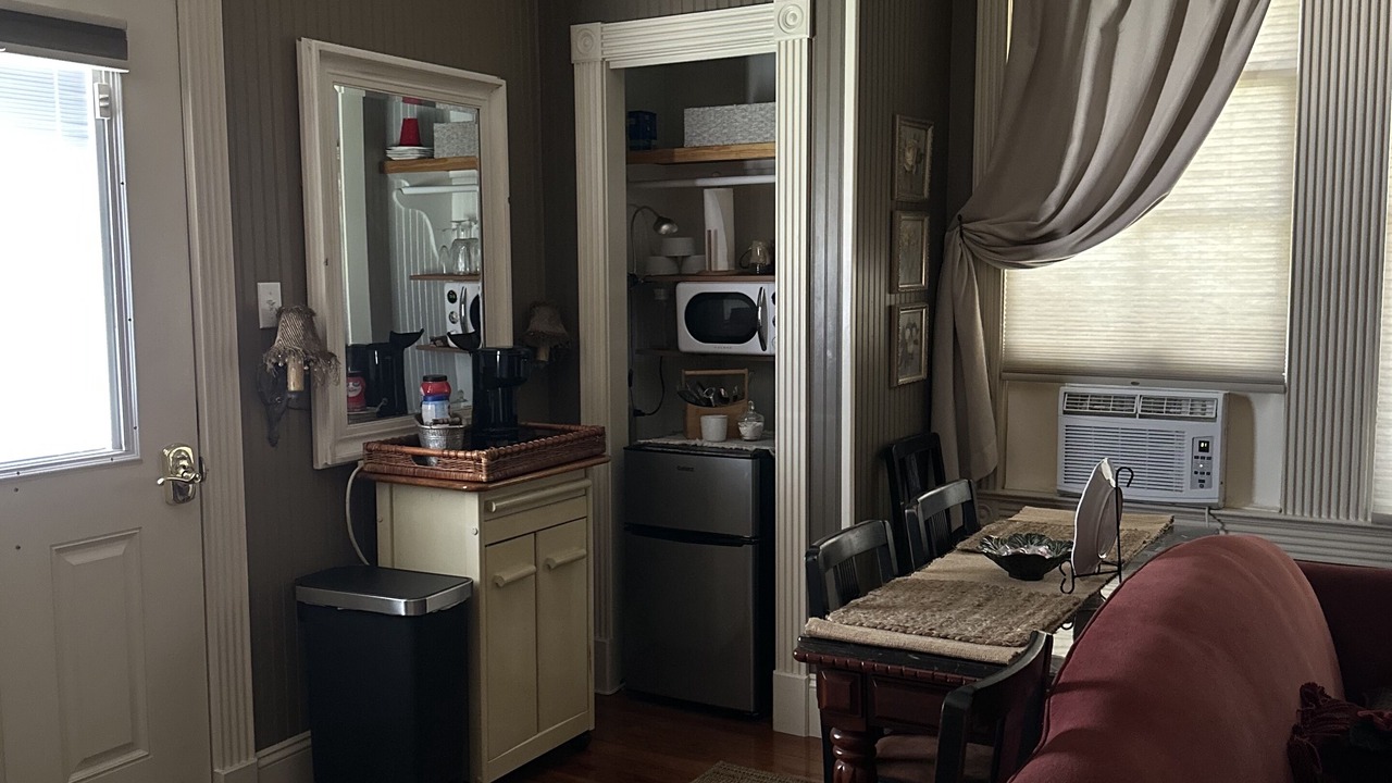 Photo of Bedroom in Abbeville