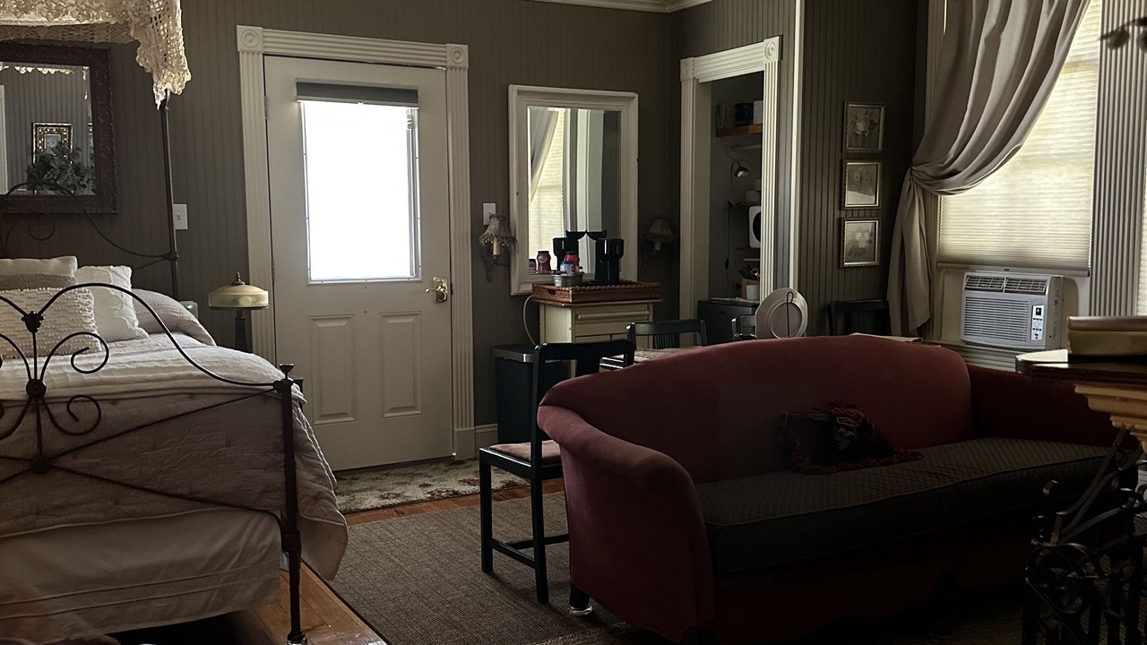 Photo of Bedroom in Abbeville