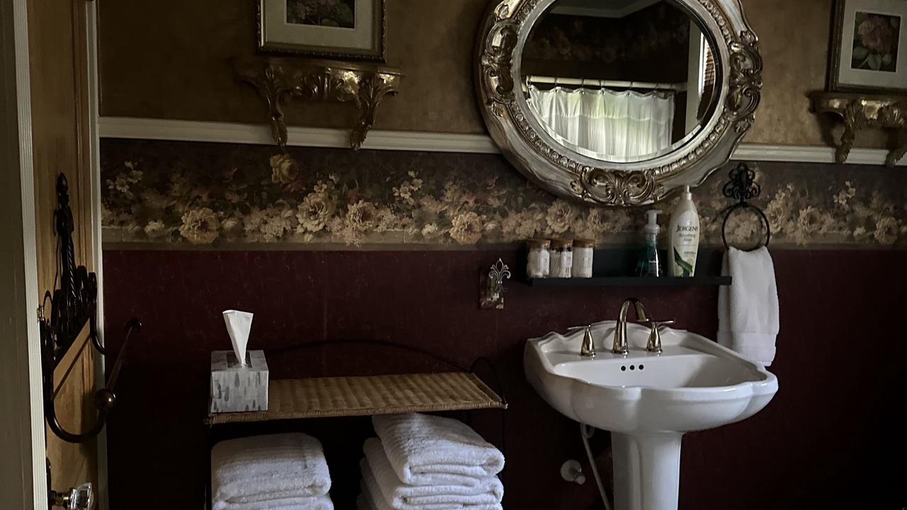 Photo of Bathroom in Abbeville