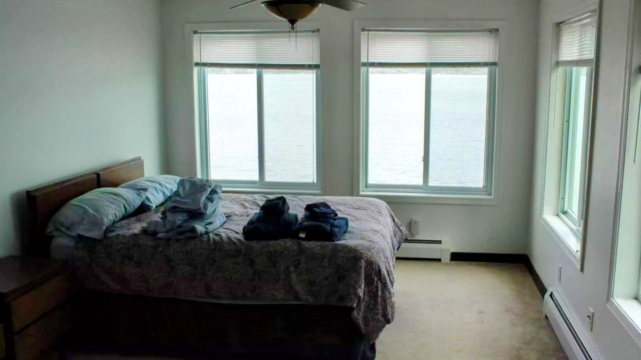 Photo of Bedroom in Town of Reading