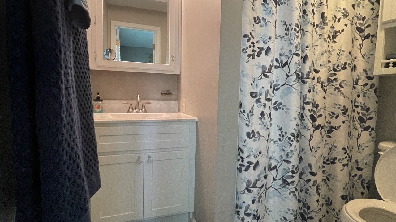 Photo of Bathroom in Hardin