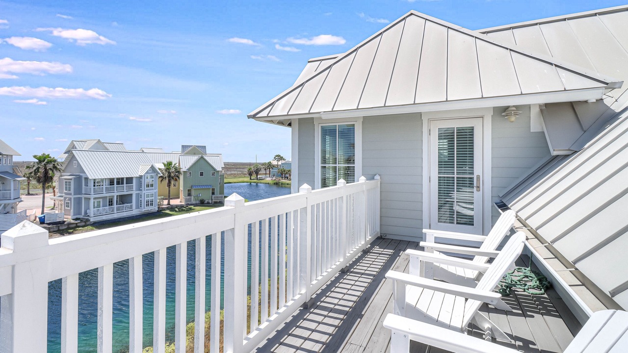 Photo of Patio Balcony in Cinnamon Shore