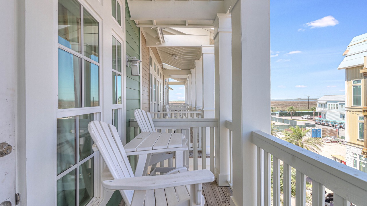 Photo of Patio Balcony in Cinnamon Shore