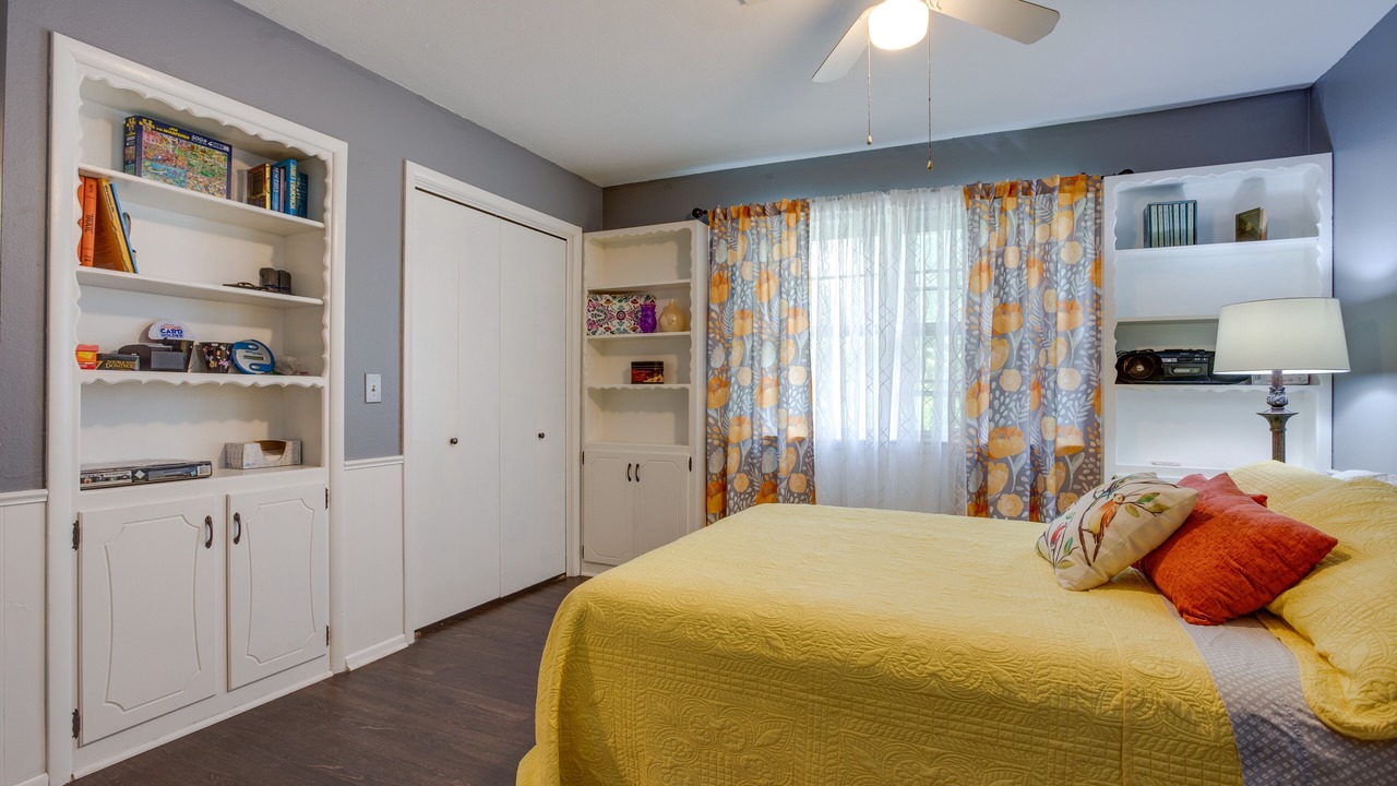 Photo of Bedroom in Norman