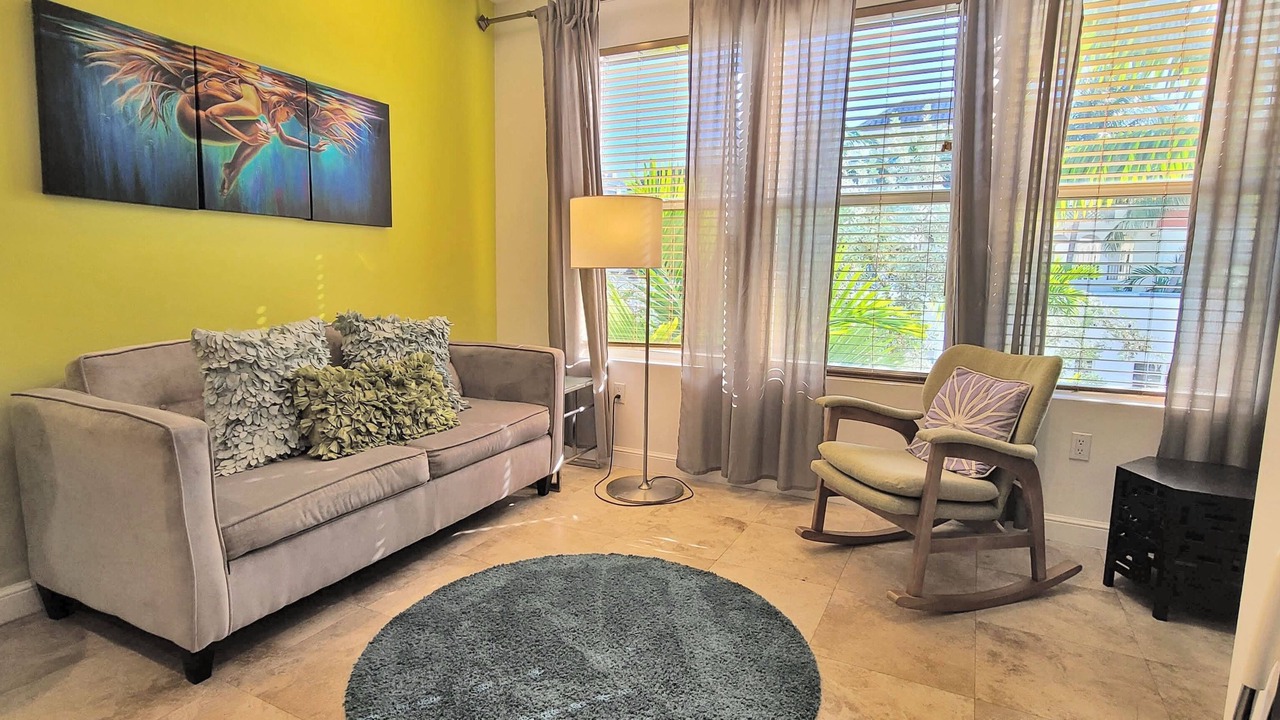 Photo of Livingroom in South Pointe