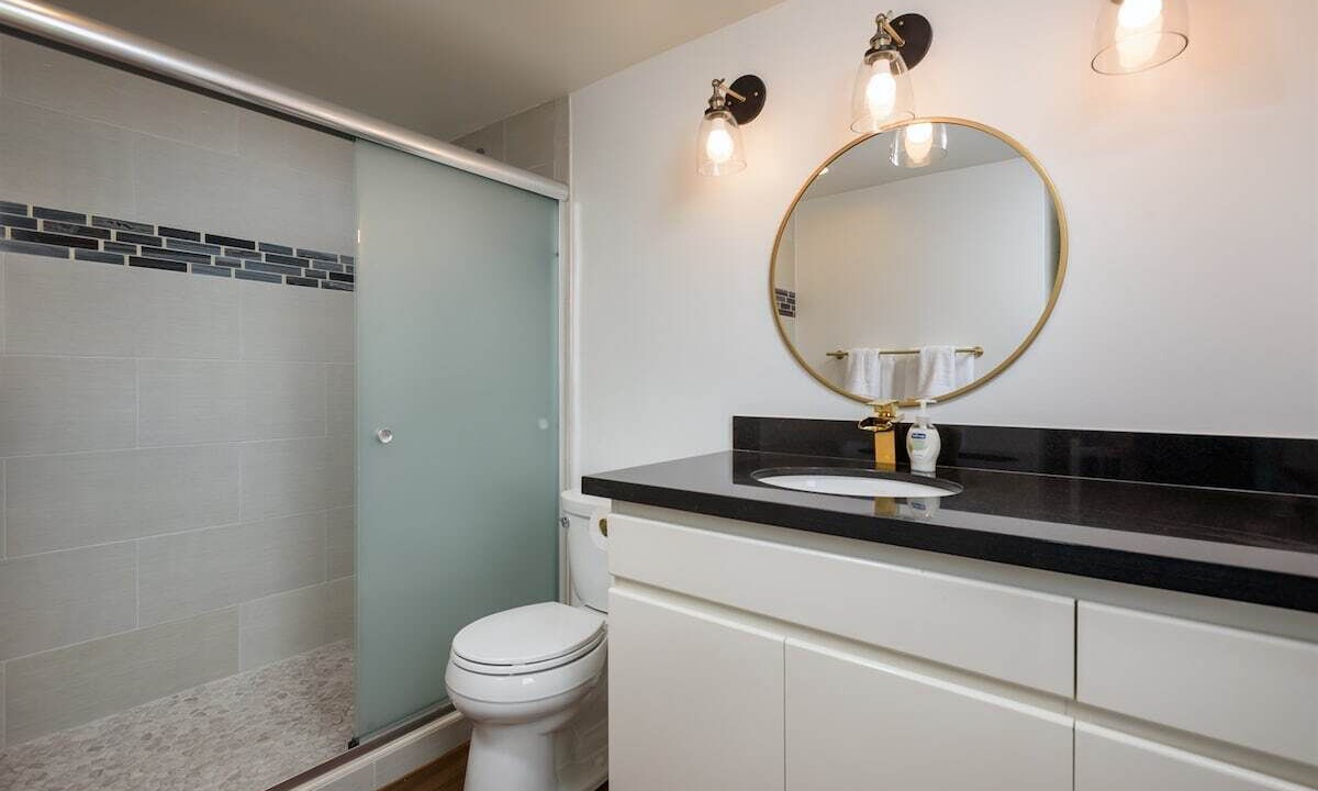 Photo of Bathroom in Maalaea