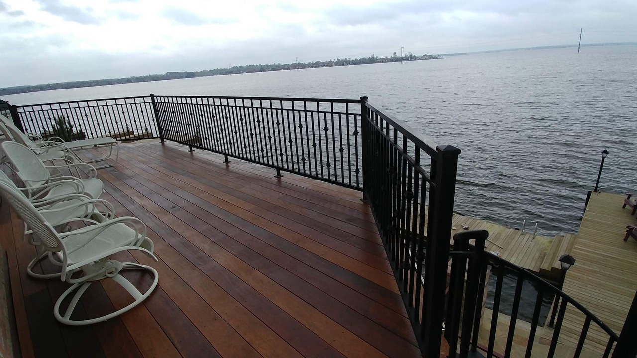 Photo of Patio Balcony in Walden on Lake Conroe